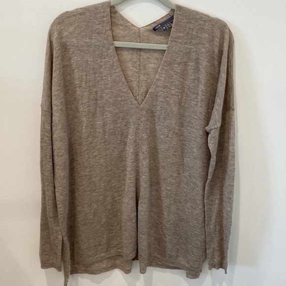 Vince Wool Cashmere Boyfriend V Neck Sweater - Picture 1 of 6